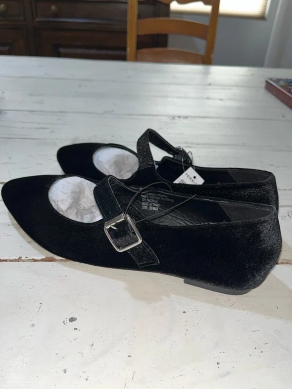 Woman’s Mary Jane’s Size 9 - Picture 4 of 5
